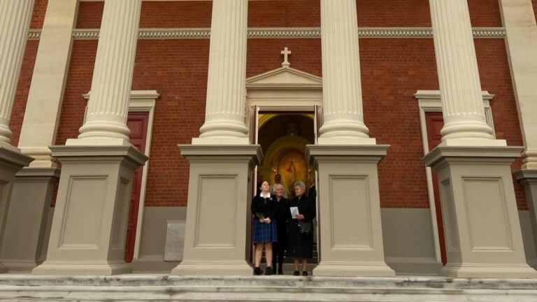Mihi whakatau and kawe mate for St Carlo Acutis relic